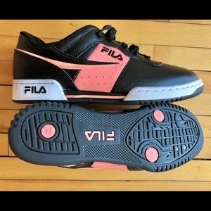 FILA sneakers / NIB / US 6.5 / EUR 39